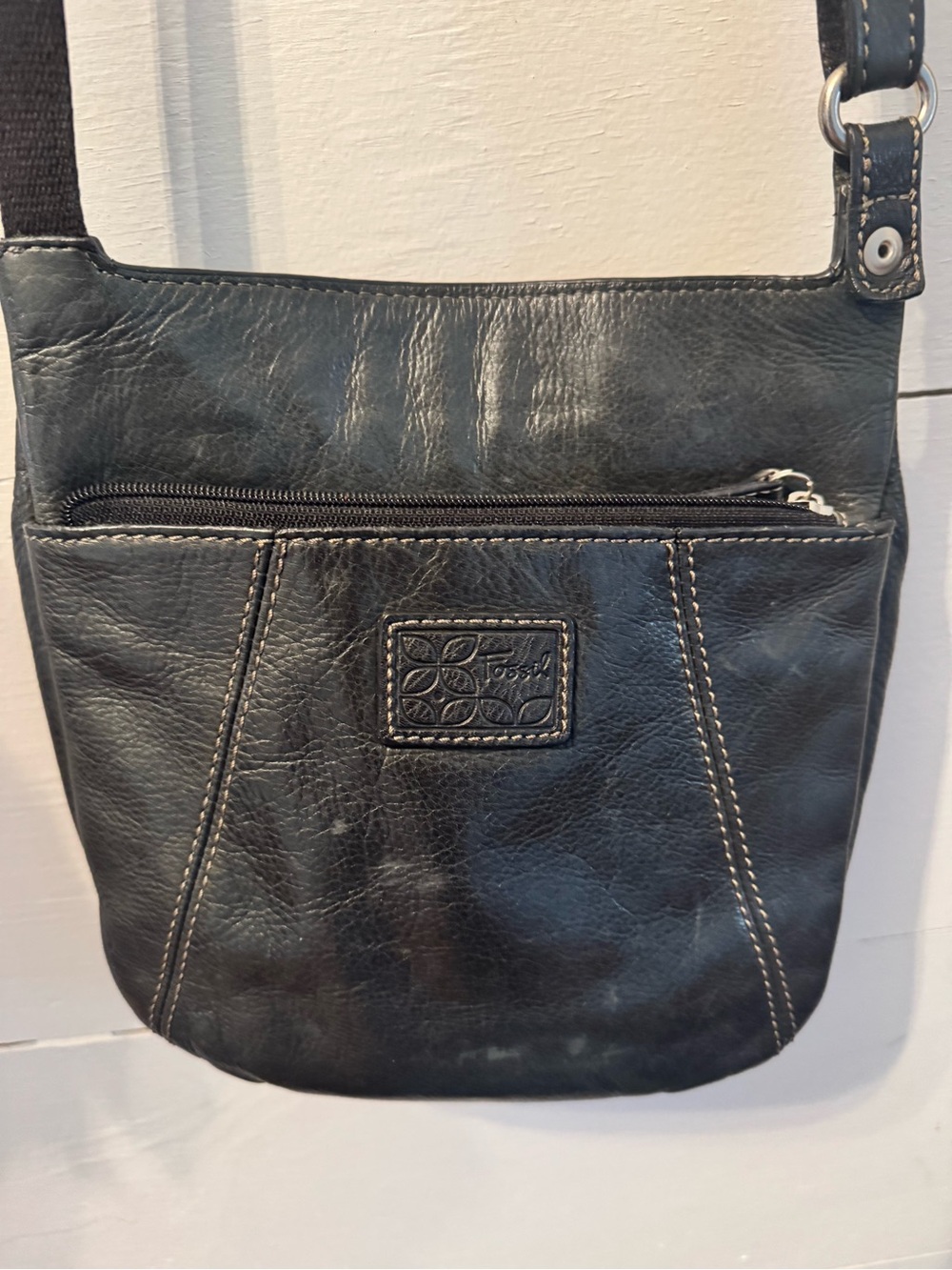 Fossil Black Leather Small Crossbody with Front Zip Pocket